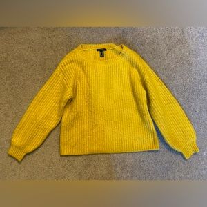 Mustard sweater, cuffed sleeves